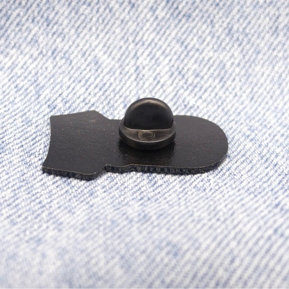 Black and White Wednesday Addams Enamel Pin
I Am Smiling Goth Brooch - Picture 3 of 8